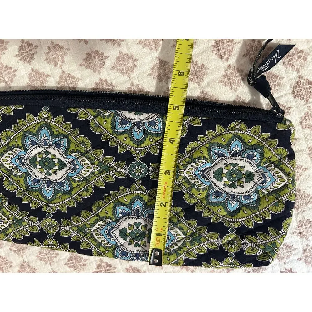 Vera Bradley Hot Tool Holder Quilted Cosmetic Case EUC Navy Blue Green Paisley